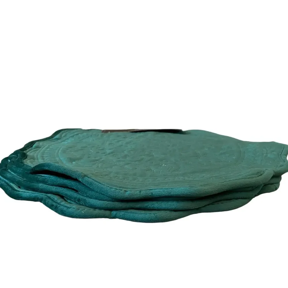 Tahari Medallion Christmas Green Velvet Velour Placemat Set Round 16